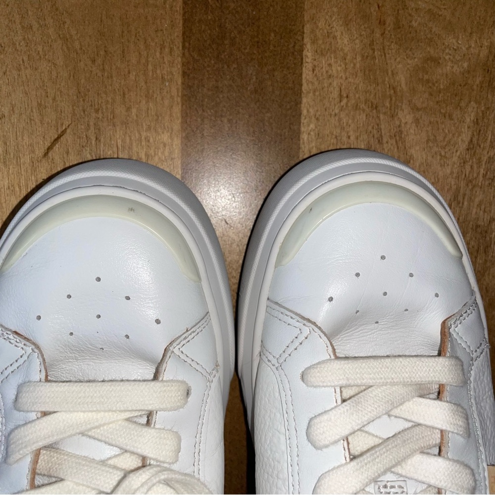 Tory Burch Ladybug Sneakers White and Tan Leather Like New! Size 7.5 M - Picture 8 of 14